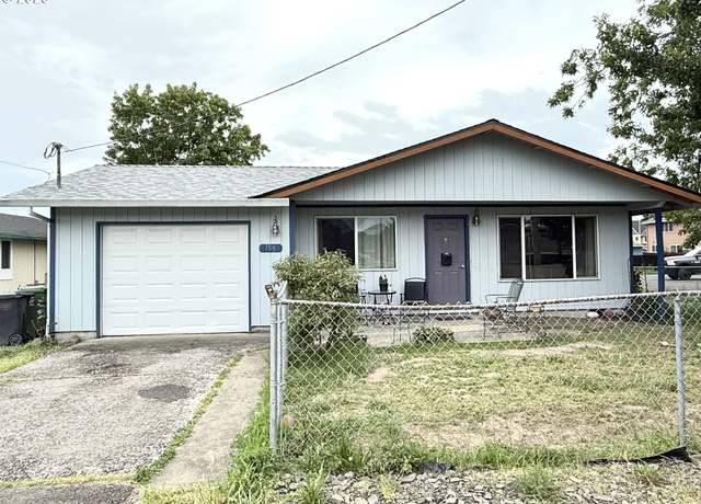 Property at 155 Mcmichael St, St. Helens, OR 97051, 3 beds, 1 bath