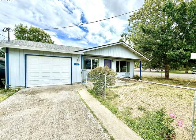 Property at 155 Mcmichael St, St. Helens, OR 97051, 3 beds, 1 bath
