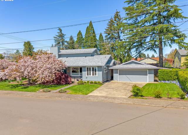 Property at 1125 NE 18th St, Mcminnville, OR 97128, 4 beds, 2 baths