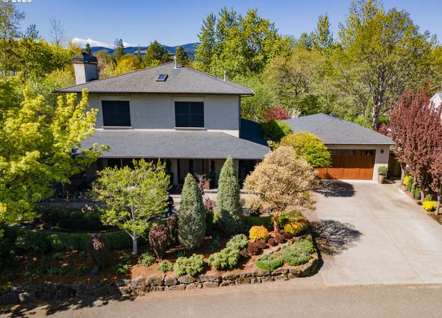 Property at 570 Toms Dr, Hood River, OR 97031, 3 beds, 2.5 baths