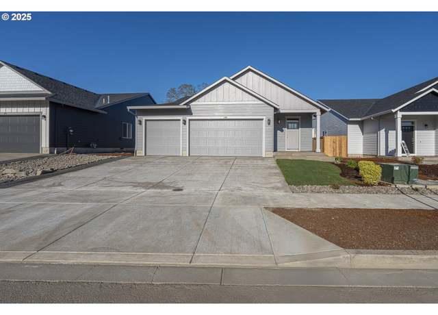Property at 709 Tigerlilly St, Silverton, OR 97381, 3 beds, 2 baths