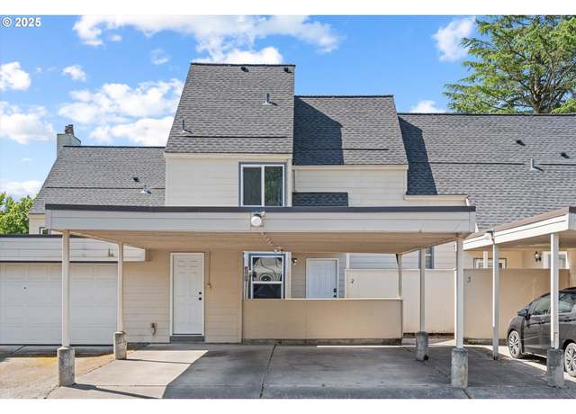 Property at 251 NE Village Squire Ave #2, Gresham, OR 97030, 3 beds, 1.5 baths