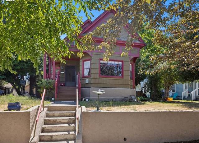 Property at 934 SE Nehalem St, Portland, OR 97202, 5 beds, 3 baths