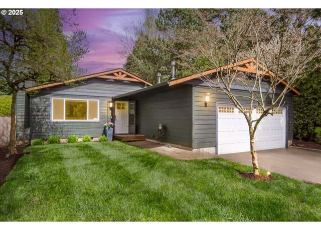 Property at 4927 SW Pomona St, Portland, OR 97219, 3 beds, 2 baths