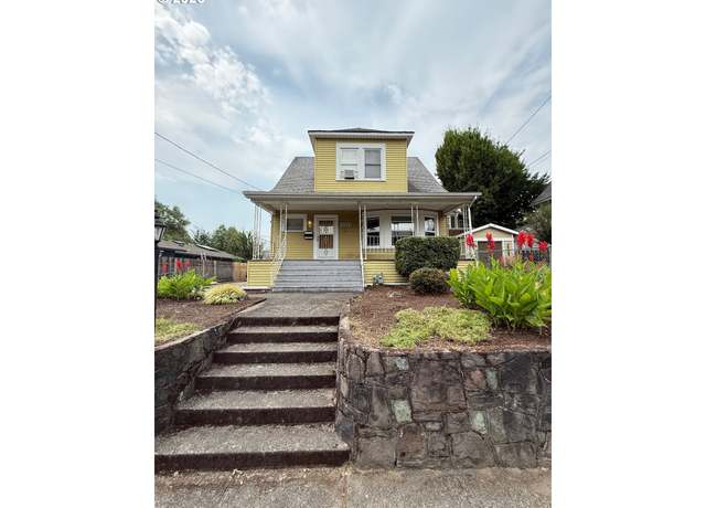 Property at 2535 SE 32nd Ave, Portland, OR 97202, 3 beds, 1.5 baths