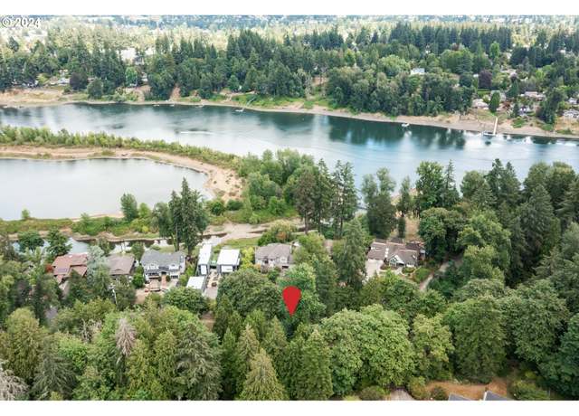 Property at 5000 Mapleton Dr, West Linn, OR 97068