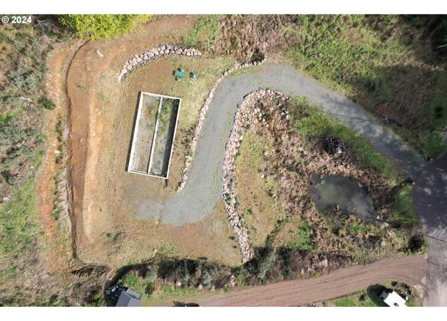 Property at 94582 Van Leer Ct, Gold Beach, OR 97444