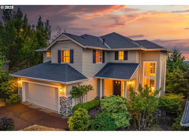 Property at 9119 SE Highgate Dr, Happy Valley, OR 97086, 3 beds, 2.5 baths