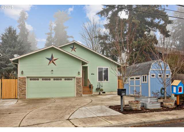 Property at 15516 NE 39th St, Vancouver, WA 98682, 3 beds, 2 baths