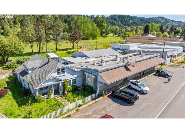 Property at 47393 Highway 58, Oakridge, OR 97463, 3 beds, 3 baths
