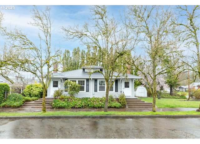 Property at 2817 N Bryant St, Portland, OR 97217, 2 beds, 2 baths