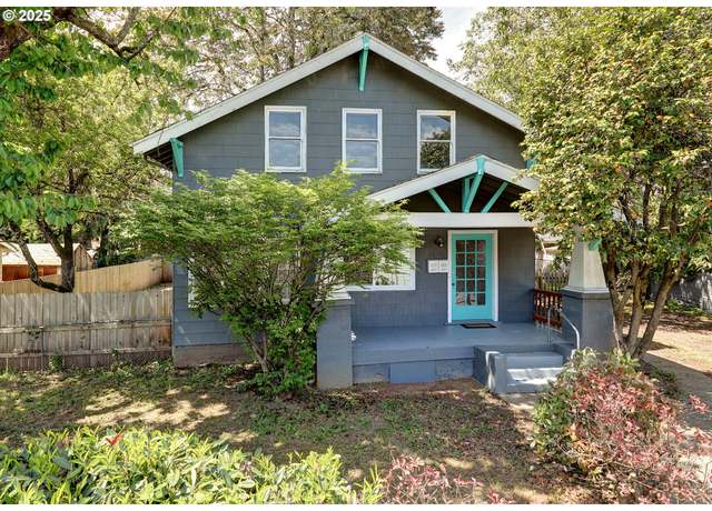 Property at 6015 SE 99th Ave, Portland, OR 97266, 4 beds, 2 baths