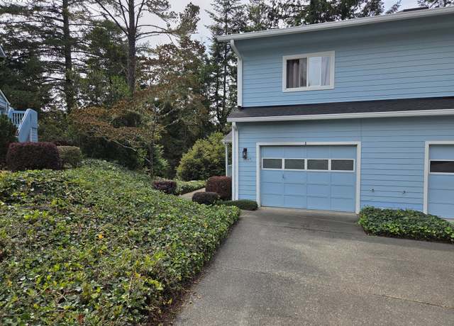 Property at 1455 Seacrest Ln, Brookings, OR 97415, 2 beds, 2 baths