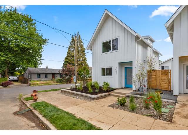Property at 7092 N Moore St, Portland, OR 97217, 2 beds, 1.5 baths