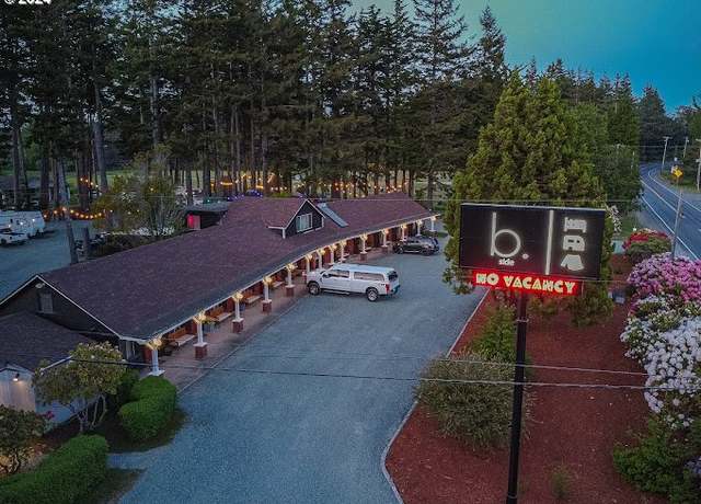 Property at 1175 2nd St SE, Bandon, OR 97411