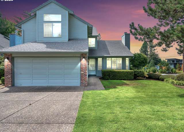 Property at 7711 SW 40th Ave, Portland, OR 97219, 3 beds, 2.5 baths