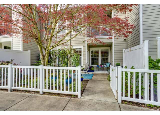 Property at 1170 NE 64th Ln #1202, Hillsboro, OR 97124, 1 bed, 1 bath