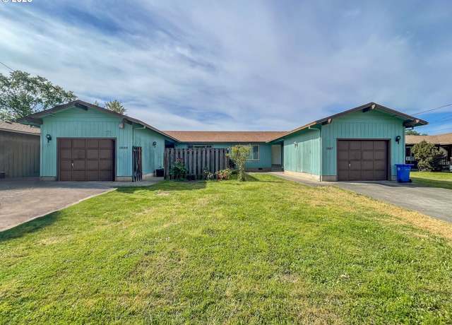 Property at 1895 Green Ave, Roseburg, OR 97471, 4 beds, 2 baths