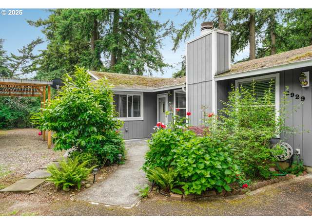 Property at 2929 SE 133rd Ave, Portland, OR 97236, 3 beds, 2 baths
