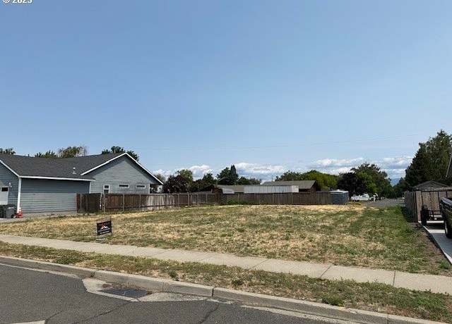 Property at 10913 Kristin Way, Island City, OR 97850