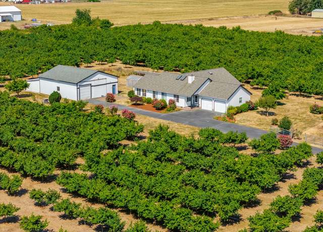Property at 3491 NE Hawn Creek Rd, Mcminnville, OR 97128, 3 beds, 2 baths
