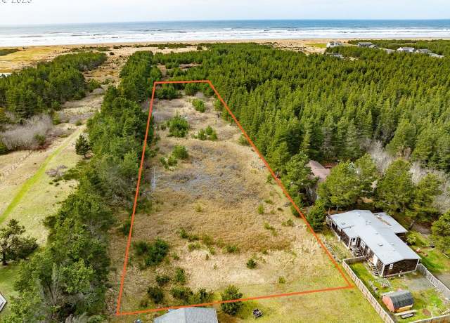 Property at 995 50th Pl, Long Beach, WA 98631