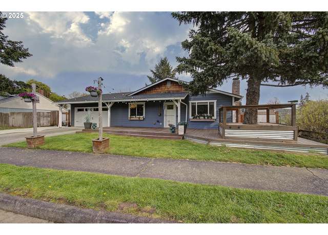 Property at 4918 NE 54th St, Vancouver, WA 98661, 4 beds, 2 baths