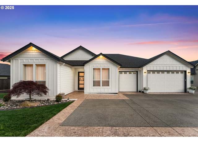 Property at 10809 NE 102nd Ave, Vancouver, WA 98662, 4 beds, 2 baths