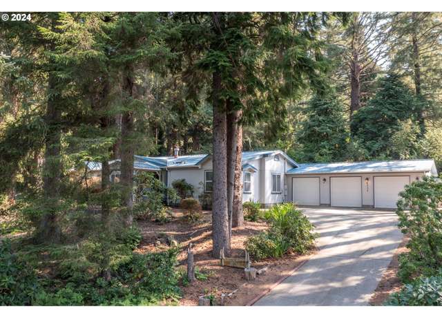 Property at 83239 N Pioneer Rd, Florence, OR 97439, 3 beds, 2.5 baths