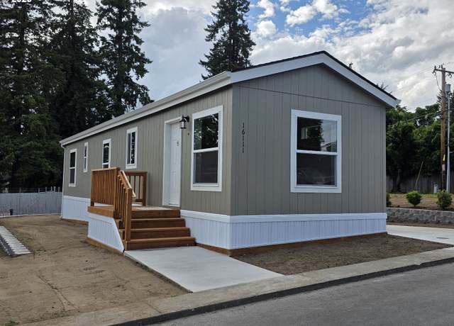Property at 16111 SE 83rd Ave, Milwaukie, OR 97267, 2 beds, 1 bath