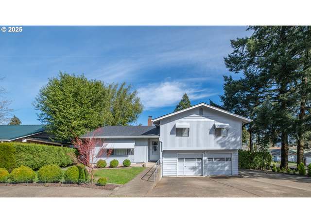 Property at 307 N 10th St, Philomath, OR 97370, 3 beds, 2.5 baths