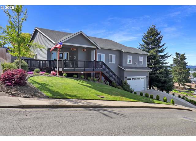 Property at 703 Holbrook Ln, Creswell, OR 97426, 4 beds, 3 baths