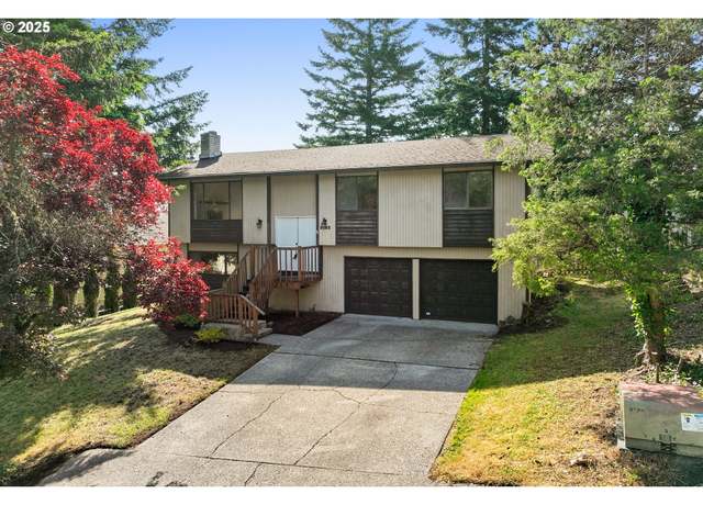Property at 3162 NW Kent St, Camas, WA 98607, 3 beds, 2.5 baths