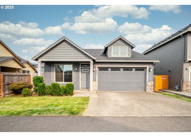 Property at 12413 NE 109th St, Vancouver, WA 98682, 3 beds, 2 baths