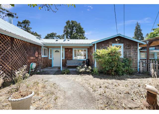 Property at 78688 Sears Rd, Cottage Grove, OR 97424, 2 beds, 2 baths