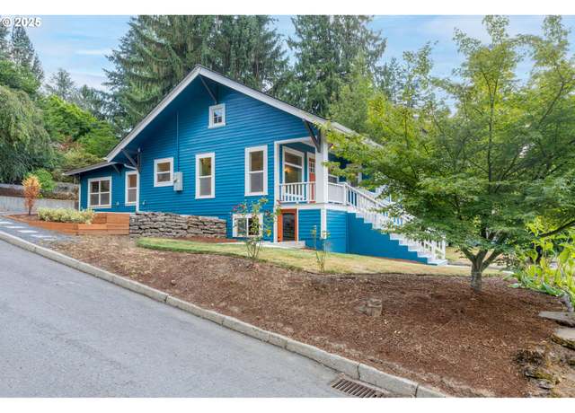 Property at 3604 SW Custer St, Portland, OR 97219, 3 beds, 2 baths