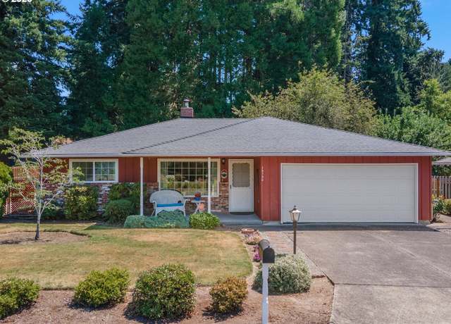 Property at 13130 SE 45th Ave, Milwaukie, OR 97222, 3 beds, 1.5 baths