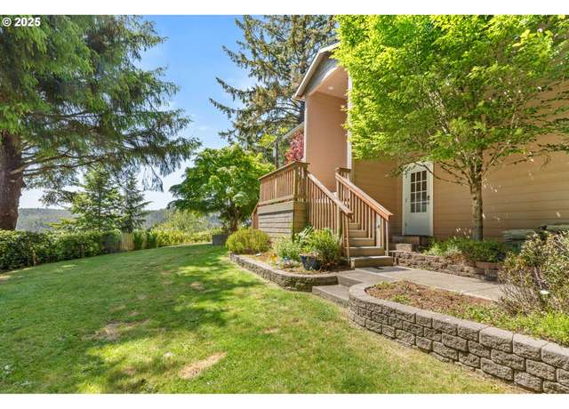 Property at 579 S Schooner Creek Rd, Lincoln City, OR 97367, 3 beds, 3 baths