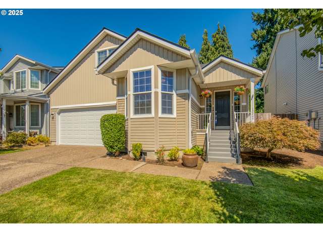Property at 12249 SW Hollow Ln, Tigard, OR 97223, 3 beds, 3 baths