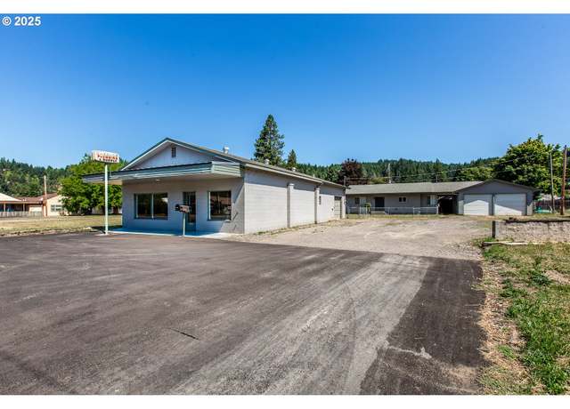 Property at 47601 Highway 58, Oakridge, OR 97463, 2 beds, 2 baths
