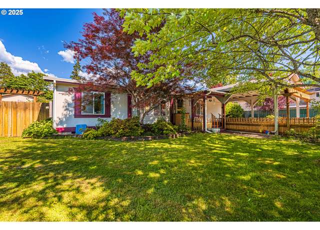 Property at 76375 Fern St, Oakridge, OR 97463, 3 beds, 2 baths