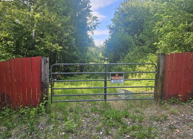 Property at 1800 E 39th St, Vancouver, WA 98663