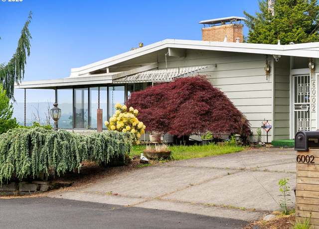 Property at 6002 E Evergreen Blvd, Vancouver, WA 98661, 3 beds, 2 baths