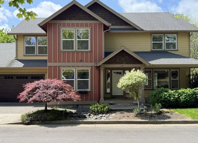 Property at 1267 SE Stapleton Loop, Gresham, OR 97080, 4 beds, 2.5 baths