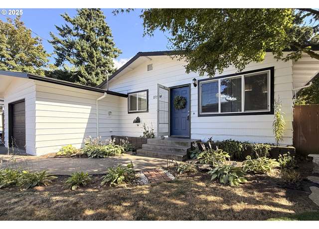 Property at 11534 SE Washington St, Portland, OR 97216, 3 beds, 2 baths