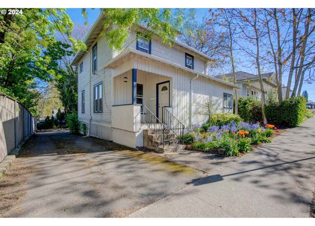 Property at 3951 SE Holgate Blvd, Portland, OR 97202, 5 beds, 2 baths