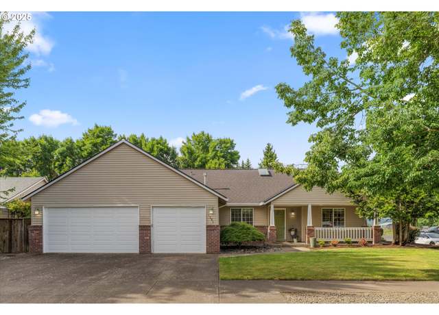 Property at 1281 NE Zachary St, Hillsboro, OR 97124, 3 beds, 2 baths