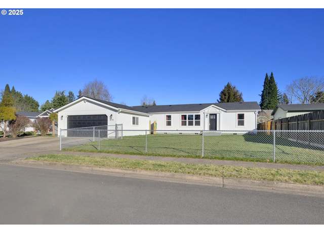 Property at 4779 Sedona Dr, Eugene, OR 97404, 3 beds, 2 baths