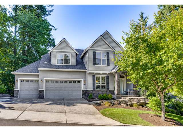 Property at 865 SW Trillium Ln, Portland, OR 97219, 4 beds, 4 baths