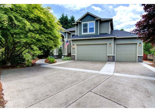 Property at 12919 NE 37th Ct, Vancouver, WA 98686, 4 beds, 3.5 baths